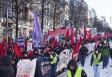 Berlin’de Rosa Luxemburg ve Karl Liebknecht anıldı