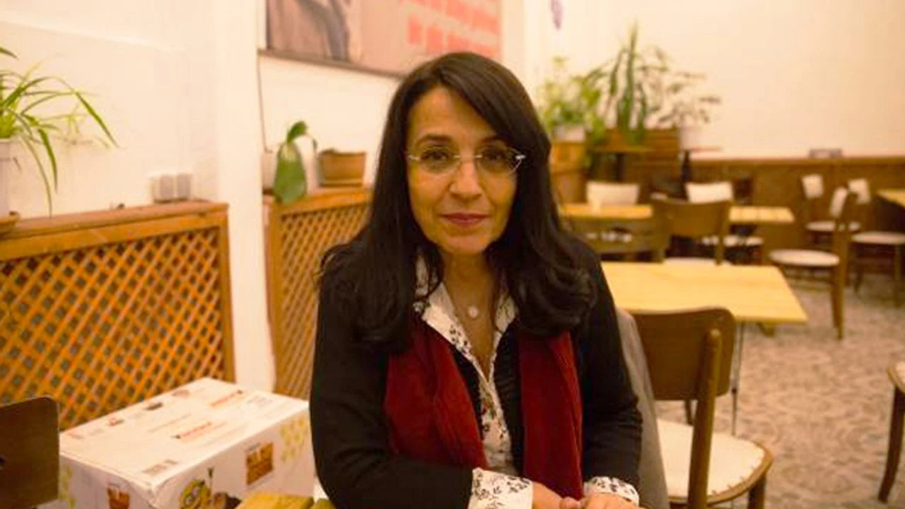 Ayse