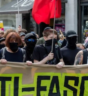 avrupa-da-anti-fasist-mucadele-iFyNV