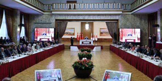 Süreç Komisyonu Raporu Kabul Edildi: “Umut Hakkı” ve AYM Vurgusu