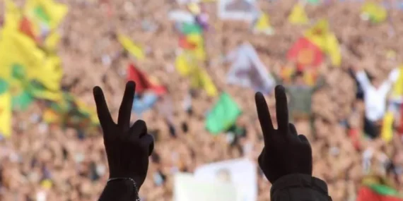 Kürtler, hareketi ve DEM Parti’yi eleştiriyor!