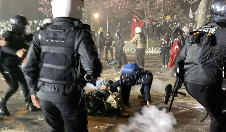 demokrsi