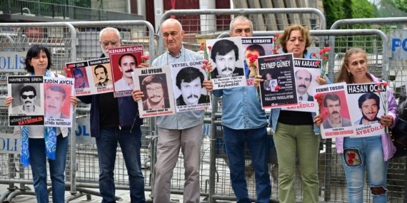 Cumartesi Anneleri 1107. Haftada Sordu: “Veysel Güney Nerede?”