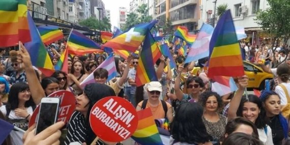 ‘Ailem Güvende’ operasyonlarında en az 81 kişi tutuklandı